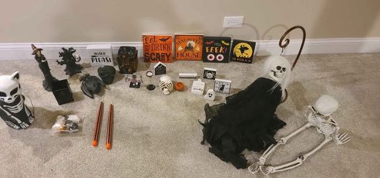 Halloween Indoor Decor
