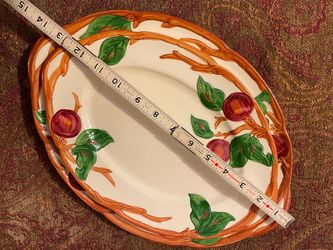 Franciscan Apple Pattern Set