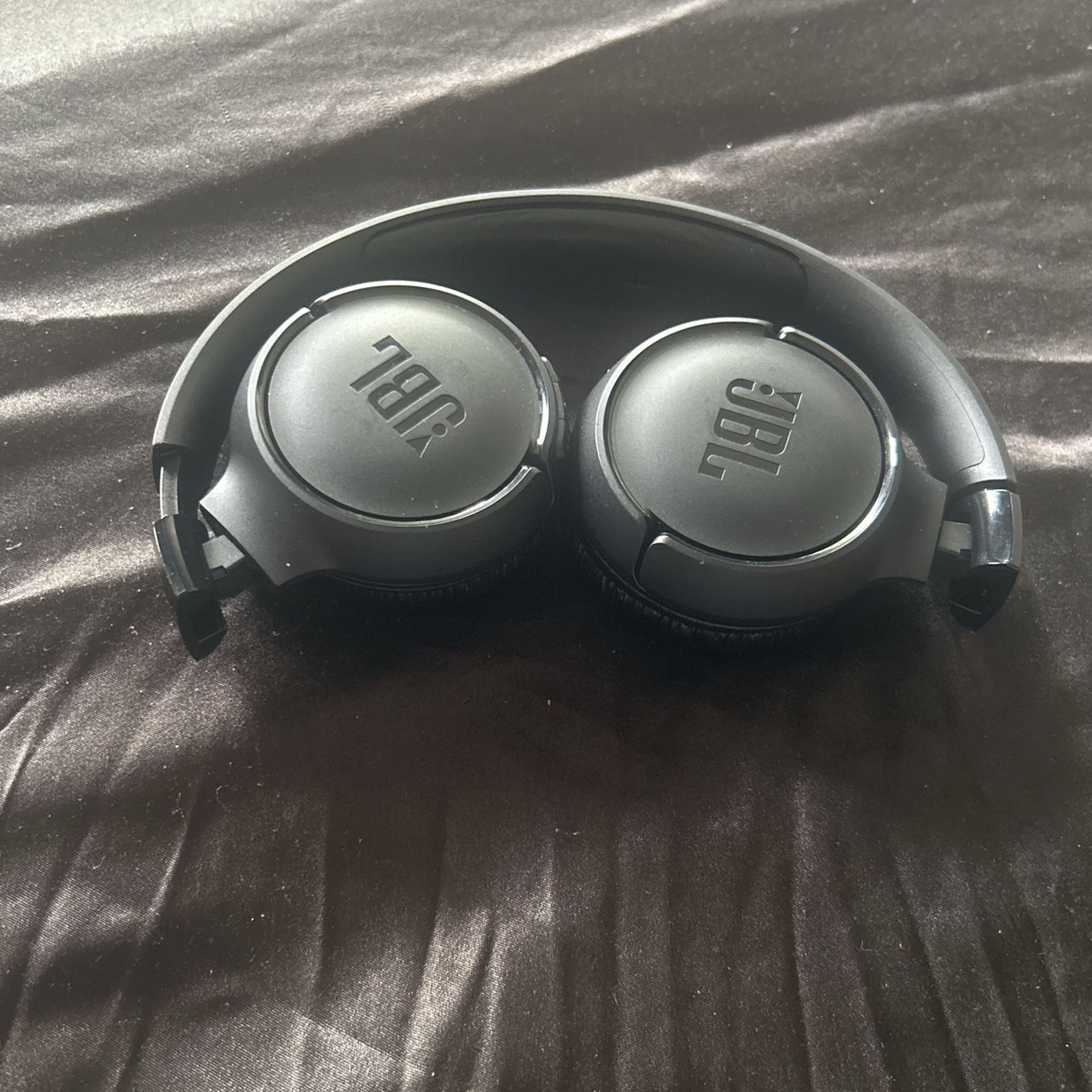 JBL HEADPHONES
