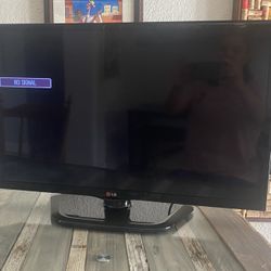 LG 32” LED Television