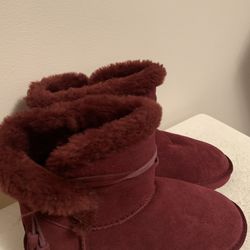 Lam Boots. Women Size 9 . Brand New 