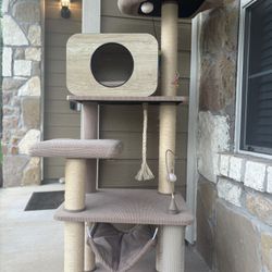 Multi level Cat Tree