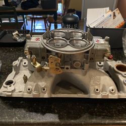 BBC Ported Intake With 1100 Dominator Carb And Nitrous Bungs