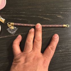 LV Woman Bracelet 