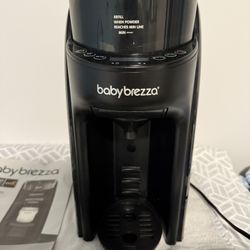 Baby Brezza Formula Pro Black 
