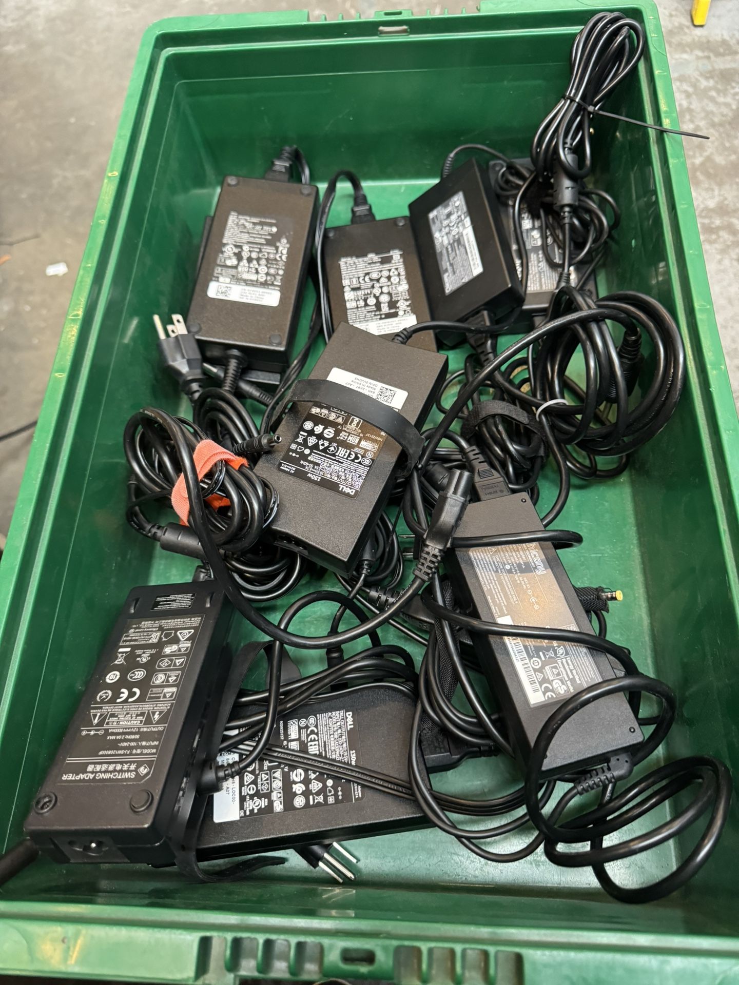 A Lot Of 10 Ac Adapter For Computers        Lot#1