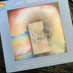 BNIB 4 Piece Childrens Travel Set