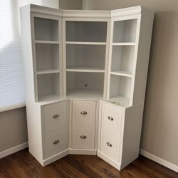 FREE three piece corner shelves FREE