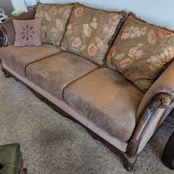 Free Couch/Sofa