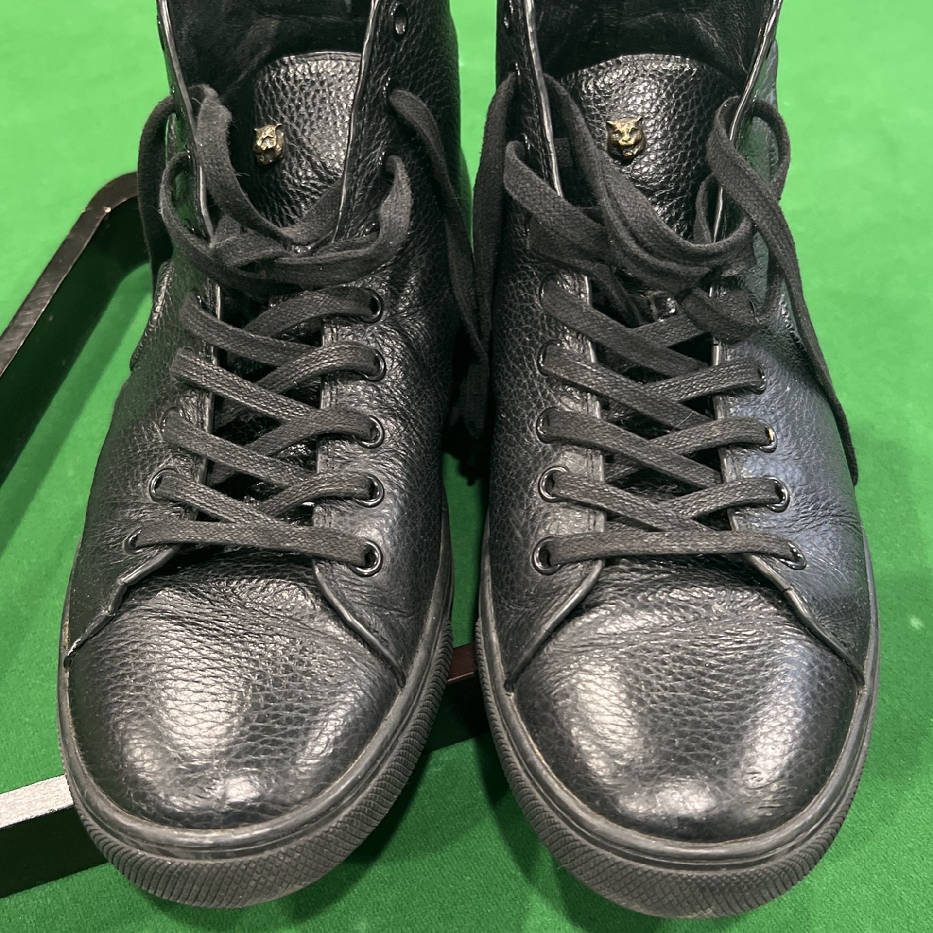 Men’s Black Sneakers