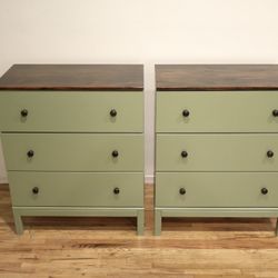 Green Wood Dressers