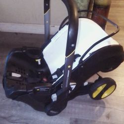 Doona Stroller 