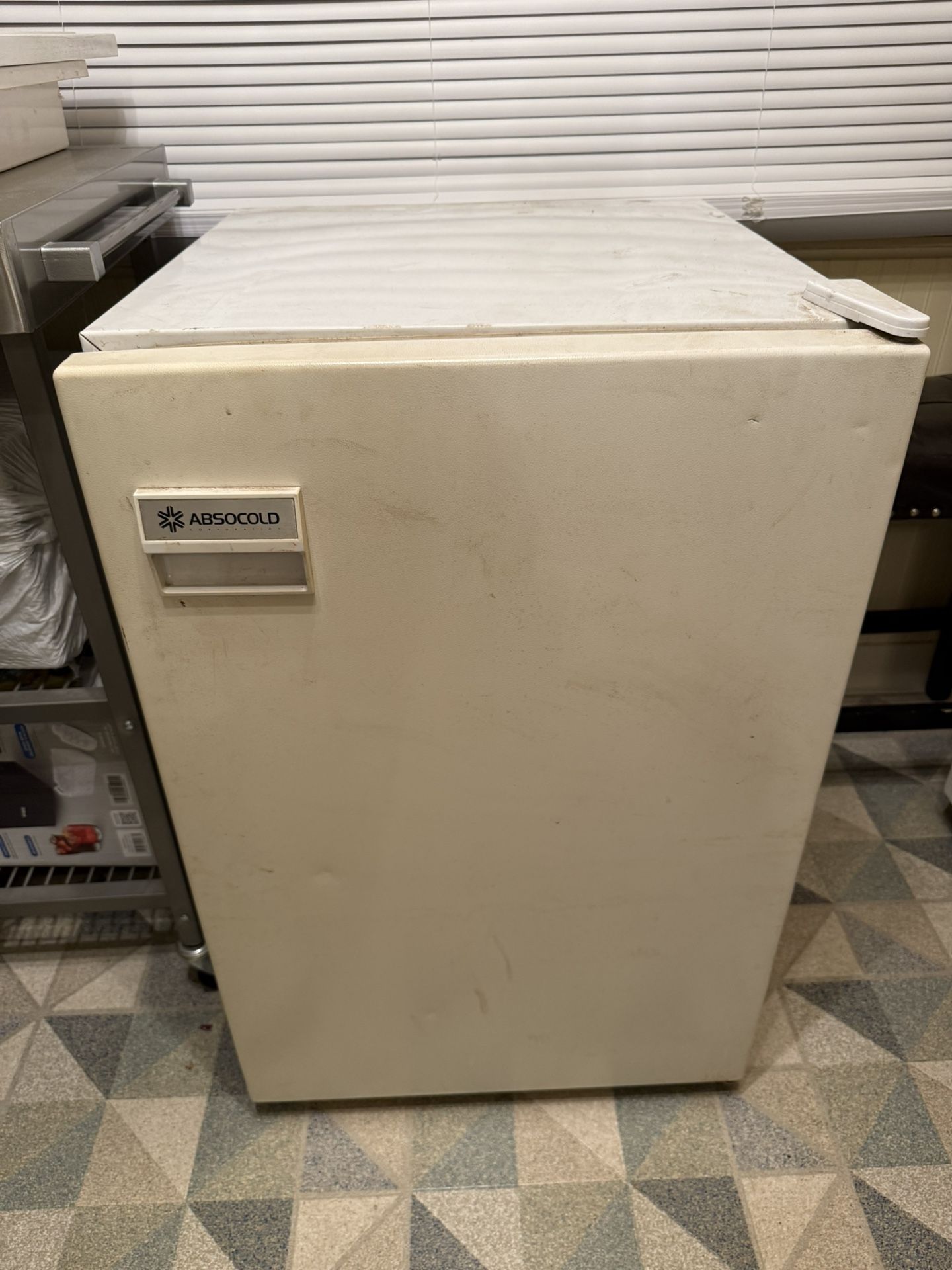 AbSoCold Corporation White Household Freezer !!!!!