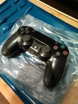 Real Sony PS4 wireless controller$30 firm today only for sale