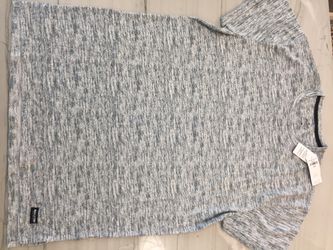 Men’s Hollister Short Sleeve T Shirt. Grey. Size Large