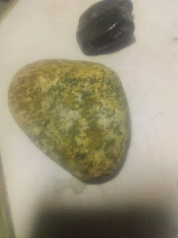 I Have A Large  Amount Of Rocks For Someone  There Is Some Petrified Wood From 4' On Down  To 6" I Have All Seize And Shapes  I Have Some Jaded 17" Wi