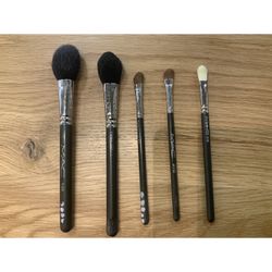 MAC  make Up Brushes.  $50. Used, Clean And Properly Cared For