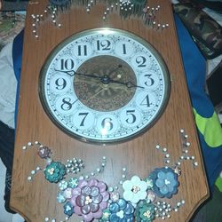 Pol o craft vintage grandflower clock 1975