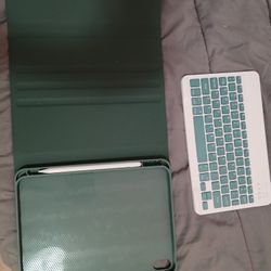 IPad  Case With Pen And Bluetooth Keyboard