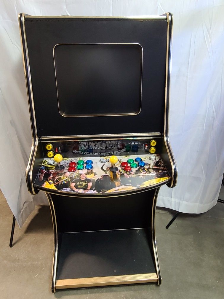 NM UNITED themed DELUXE Retro Arcade Console - with 10,500 games - $975.00