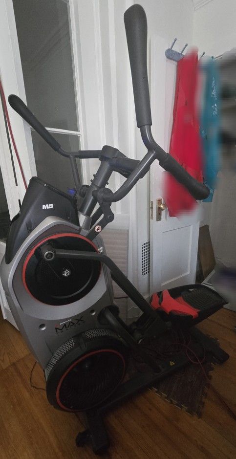 Bowflex Max M5 2-in-one Stepper and Elliptical Combo Trainer