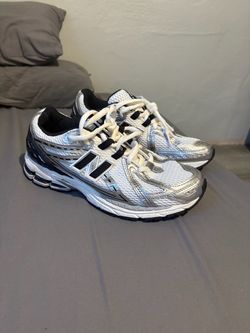 New Balance 1906R Silver Metallic sz 9