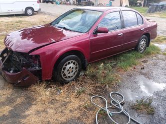 1995 Nissan Maxima