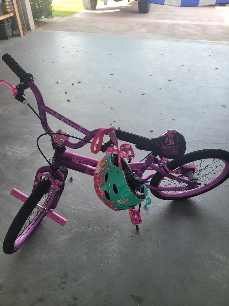 Girls BMX style bike Bicycle 