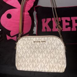 Michale Kors Crossbody bag