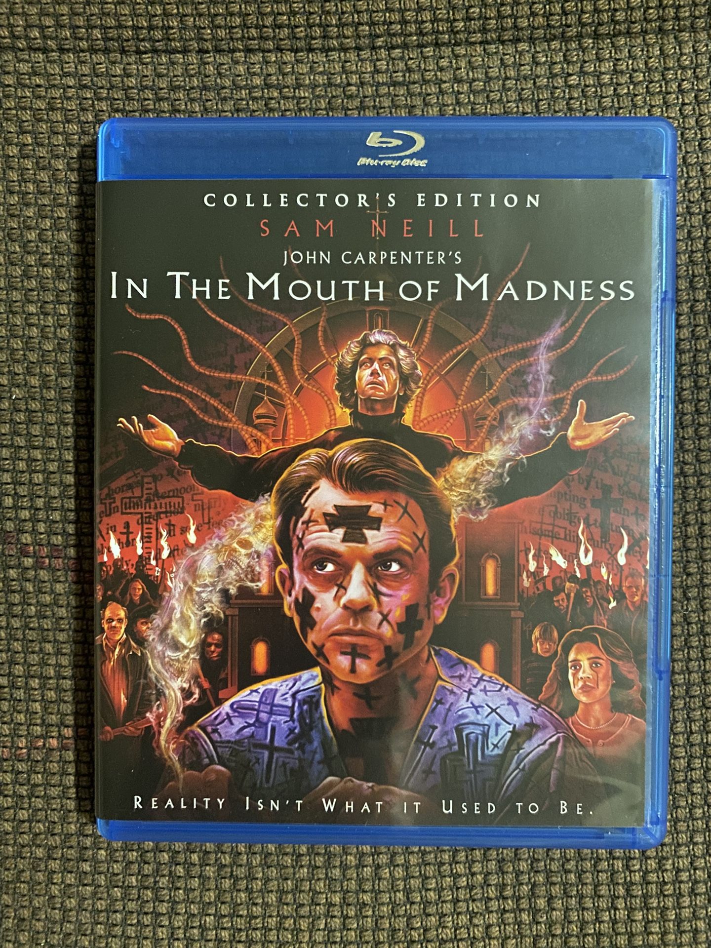 In The Mouth Of Madness Blu-ray