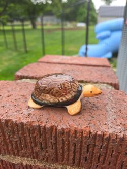 Turtle salt or pepper Shaker