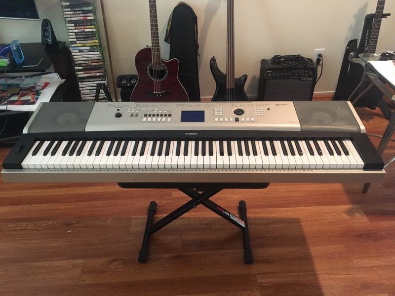 Yamaha YPG-535 Electric Piano