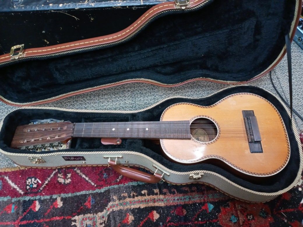 Regal Tiple Vintage 1930's 10 String