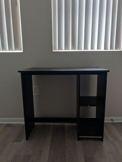 Kids desk