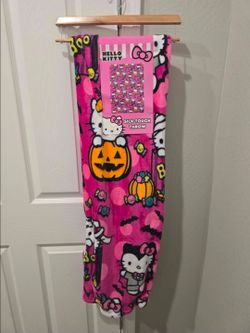 Hello Kitty Pink Halloween Silk Touch Throw Blanket