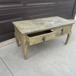 Vintage Solid Wood 🪵 Heavy Coffee Table 