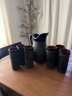 Jarras con 6 vasos / pitcher with 6 cups.