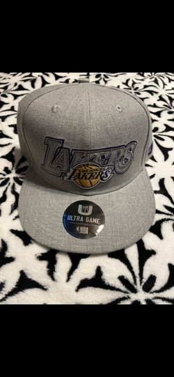 Lakers Snap Back $25 Firm