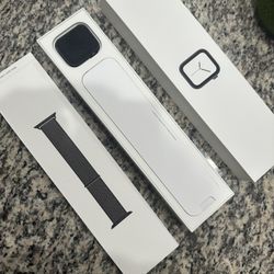 Apple Watch Series 4 - 44mm Space Gray