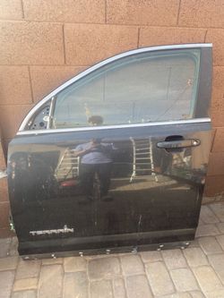 GMC Terrain Driver Side Door