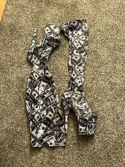 Women’s pleaser heels