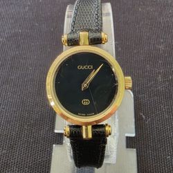 AUTH Gucci Stack 6J Swiss 21mm Watch Original Leather Strap For Parts Or Repair 