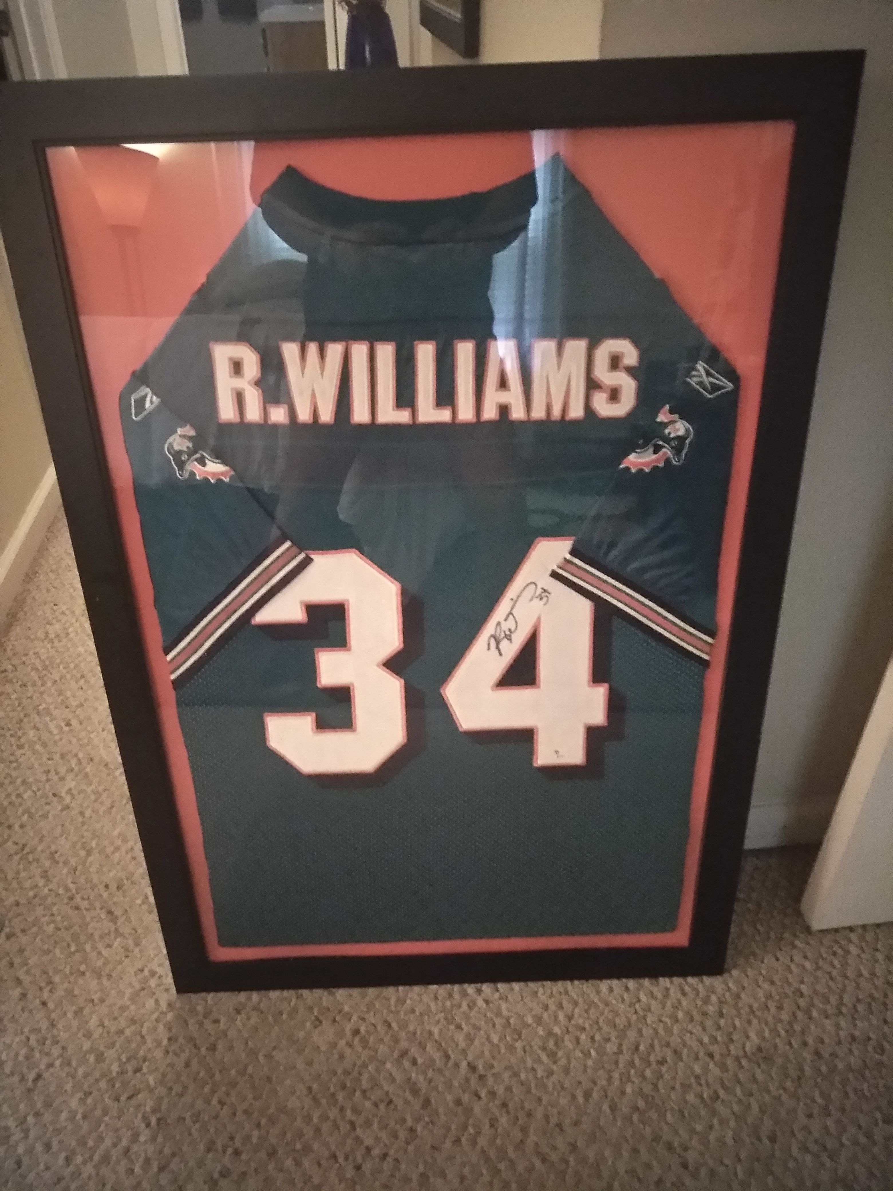 Rare Miami dolphins Ricky Williams authentic signed Jersey certified by global authentics