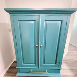 Beautiful Hardwood Antique Blue Wardrobe / Cabinet / Armoire $250  OBO