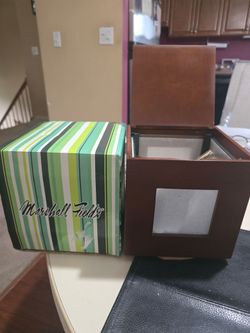 MARSHALL FIELDS VINTAGE PHOTO WOOD HOLDER IN BOX NEW