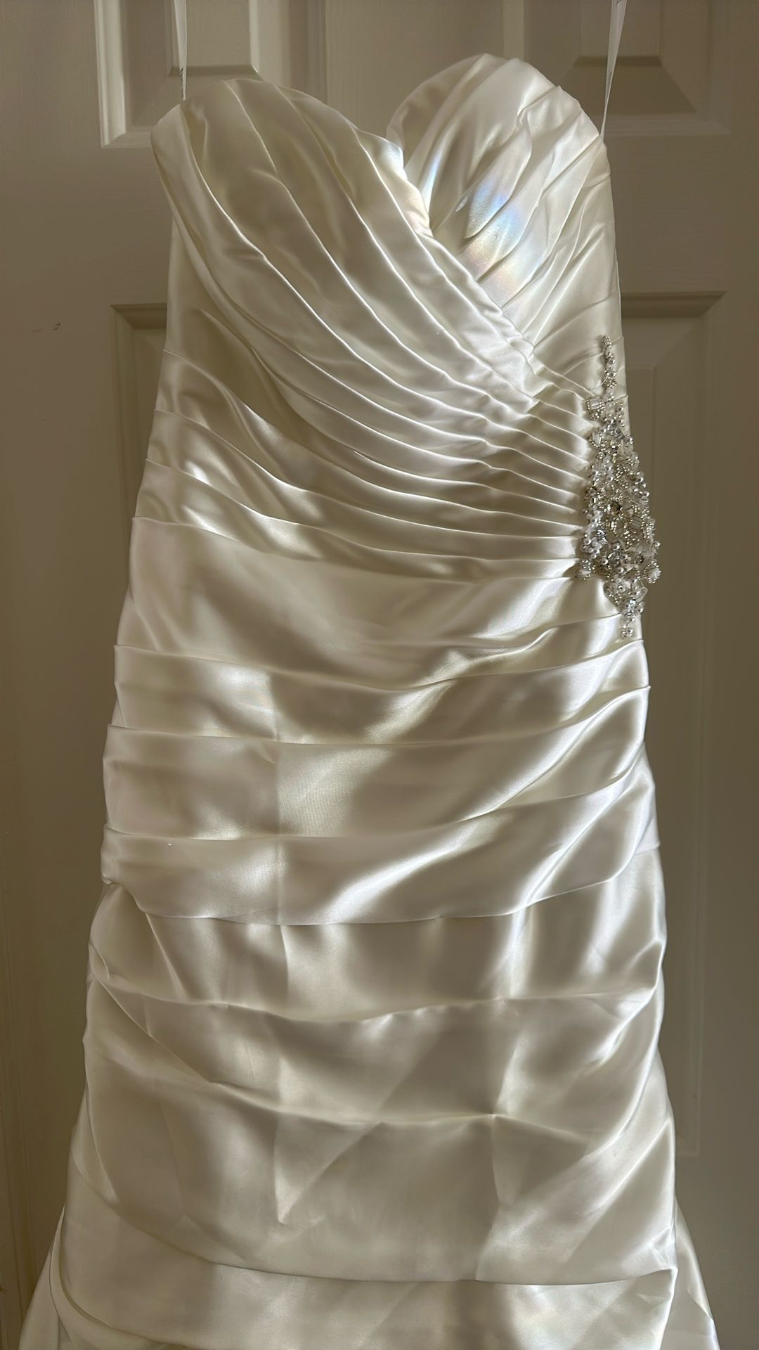 Strapless Davids Bridal Wedding Gown With Slip