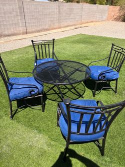 Patio Table and 4 Chairs