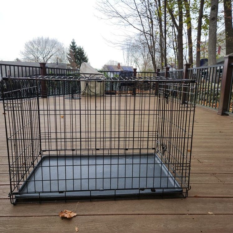 Medium Dog  Crate