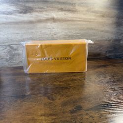 Louie Vuitton Glasses 
