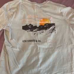 Levi long sleeve shirt